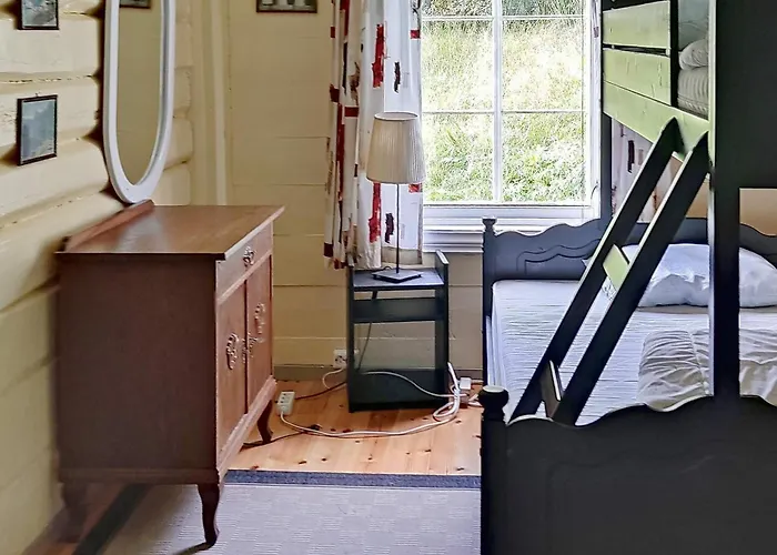 6 Person In Lyngdal-by Traum * Lyngdal